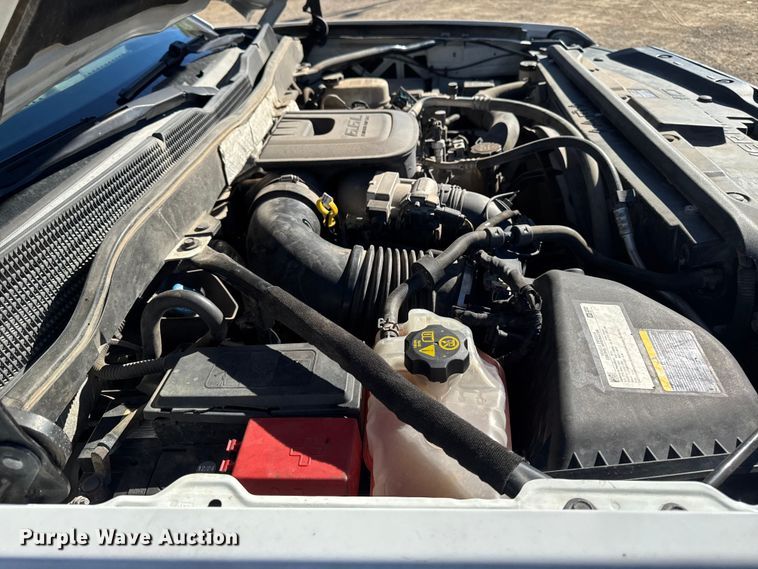 image for item EA1999 2016 Chevrolet Silverado 2500HD Crew Cab pickup truck