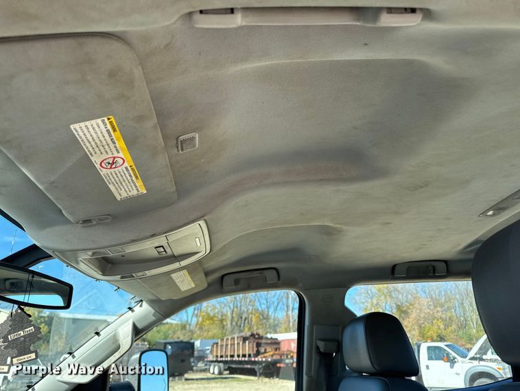 image for item EA2000 2015 Chevrolet Silverado 2500HD Crew Cab pickup truck