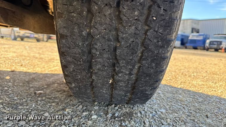 image for item EA2000 2015 Chevrolet Silverado 2500HD Crew Cab pickup truck