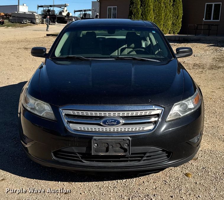 image for item EA2002 2012 Ford Taurus 