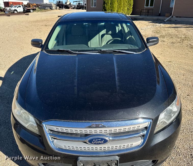 image for item EA2002 2012 Ford Taurus 