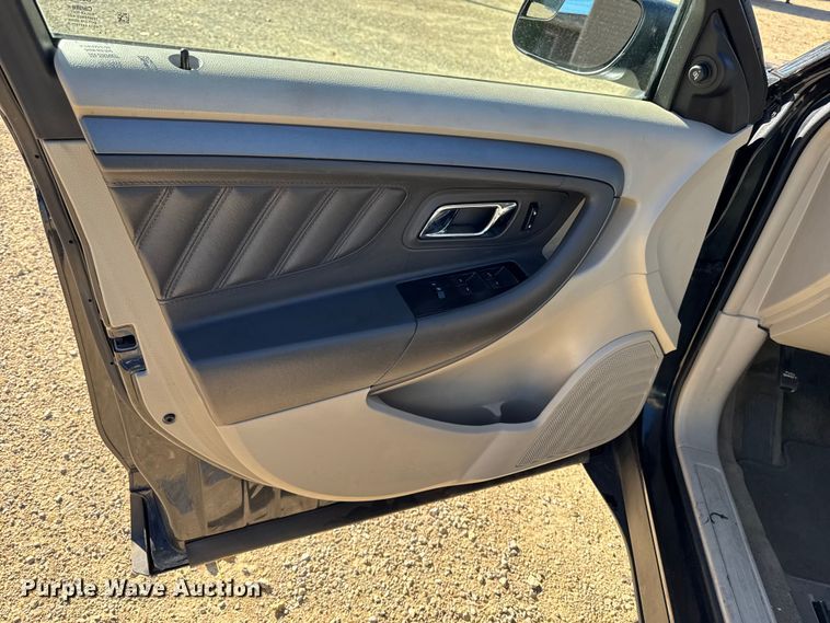 image for item EA2002 2012 Ford Taurus 