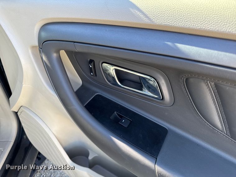 image for item EA2002 2012 Ford Taurus 