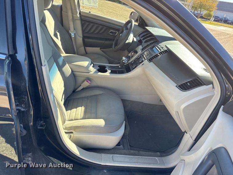 image for item EA2002 2012 Ford Taurus 