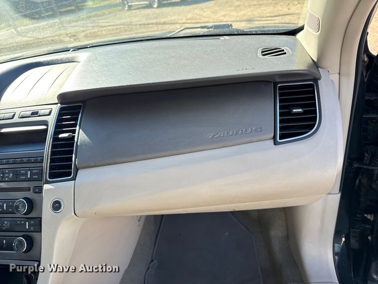 image for item EA2002 2012 Ford Taurus 