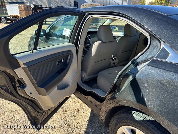 image for item EA2002 2012 Ford Taurus 