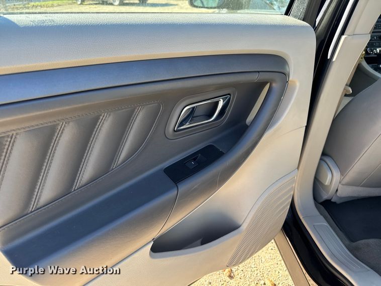 image for item EA2002 2012 Ford Taurus 