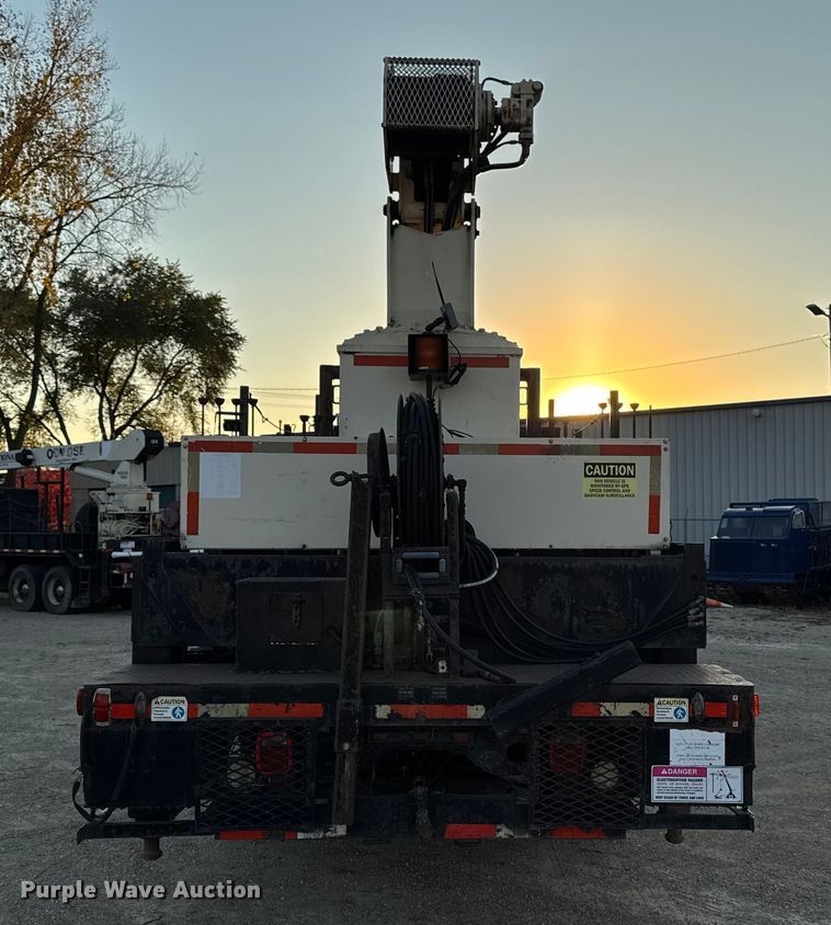 image for item EA2003 2003 Mack RB688S crane truck