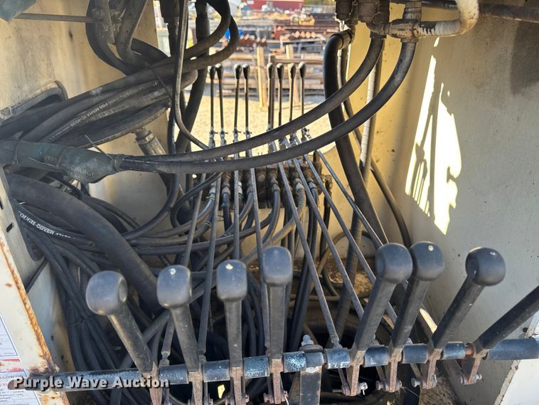 image for item EA2003 2003 Mack RB688S crane truck