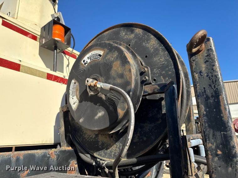 image for item EA2003 2003 Mack RB688S crane truck