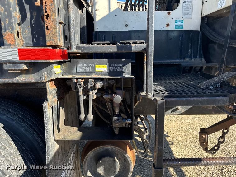 image for item EA2003 2003 Mack RB688S crane truck