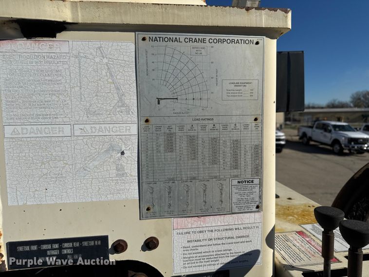 image for item EA2003 2003 Mack RB688S crane truck