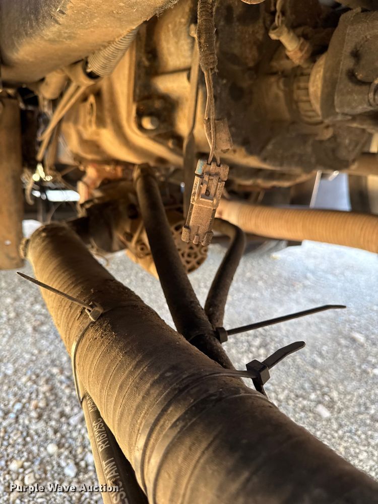 image for item EA2003 2003 Mack RB688S crane truck