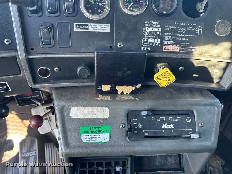 image for item EA2003 2003 Mack RB688S crane truck