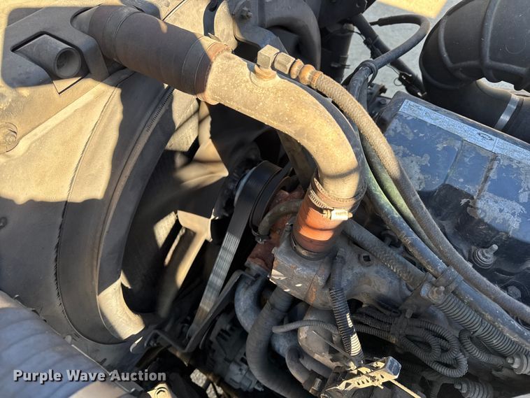 image for item EA2003 2003 Mack RB688S crane truck