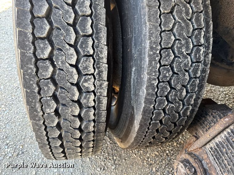 image for item EA2003 2003 Mack RB688S crane truck