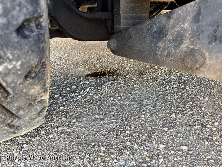 image for item EA2004 1996 Mack RB690S crane truck