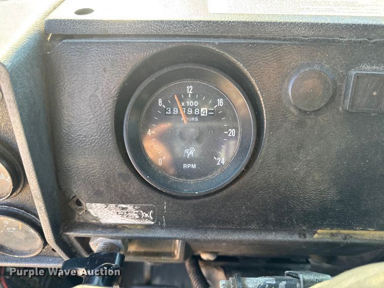 image for item EA2004 1996 Mack RB690S crane truck