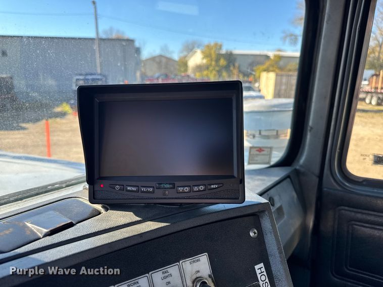 image for item EA2004 1996 Mack RB690S crane truck