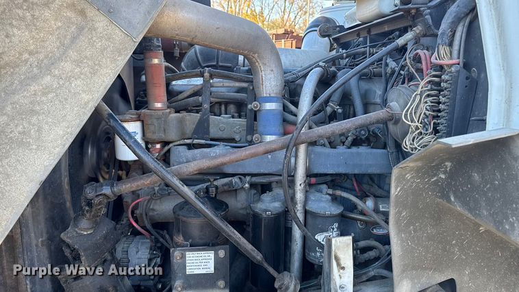 image for item EA2004 1996 Mack RB690S crane truck