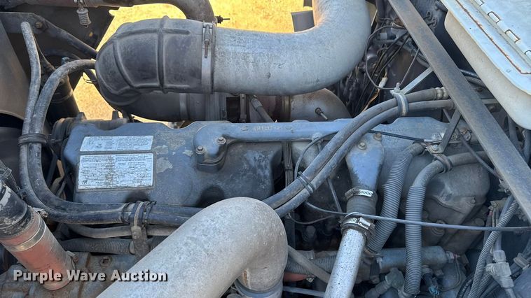 image for item EA2004 1996 Mack RB690S crane truck