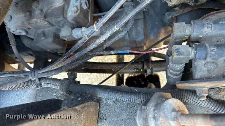 image for item EA2004 1996 Mack RB690S crane truck