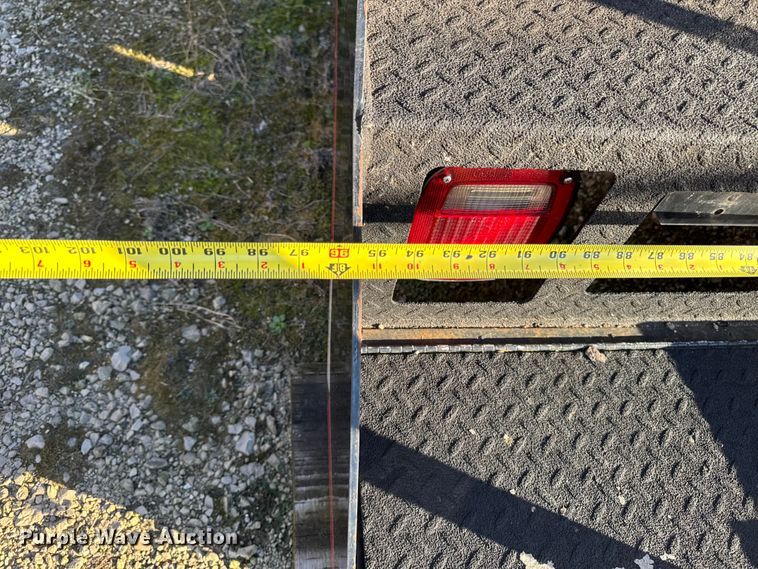 image for item EA2007 Knaphide service bed