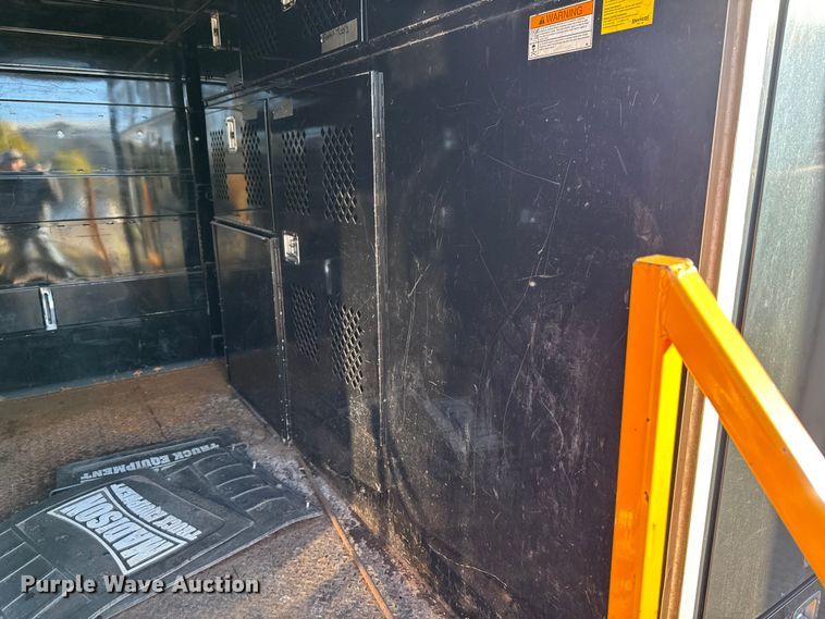 image for item EA2007 Knaphide service bed