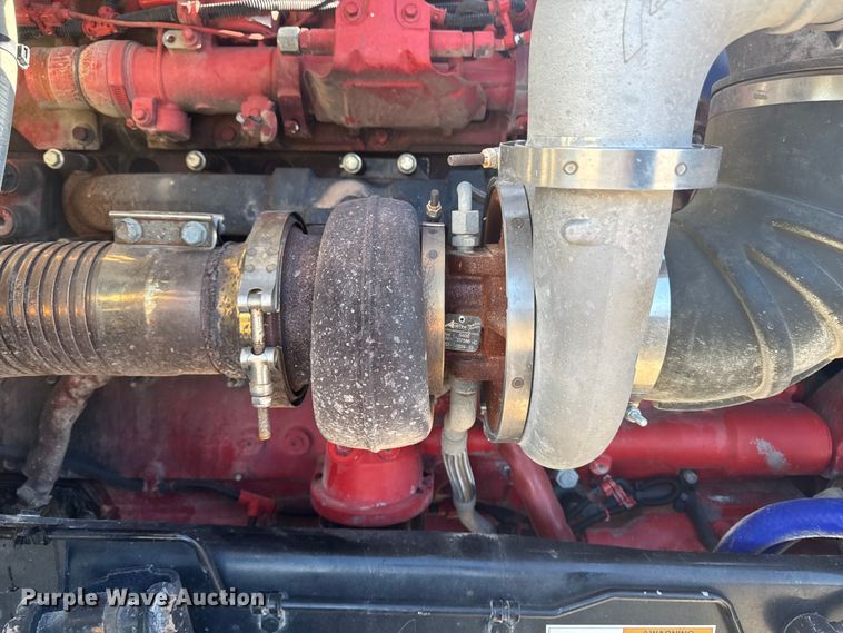 image for item EA2025 2020 Kenworth T880 semi truck