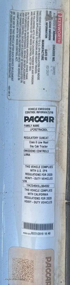 image for item EA2025 2020 Kenworth T880 semi truck