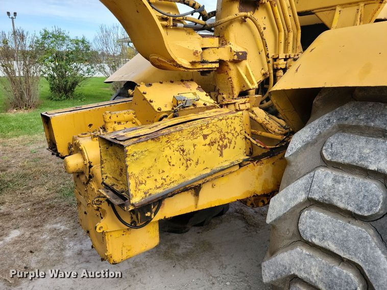 image for item EA2684 1973 Caterpillar 613 elevating scraper