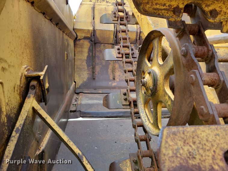 image for item EA2684 1973 Caterpillar 613 elevating scraper