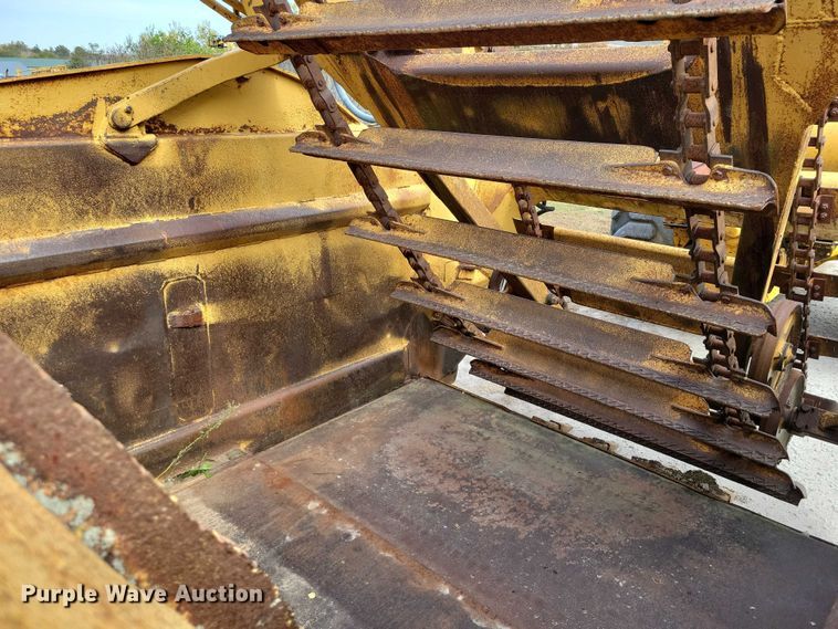 image for item EA2684 1973 Caterpillar 613 elevating scraper