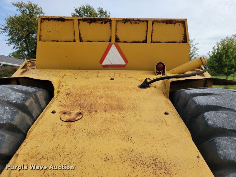 image for item EA2684 1973 Caterpillar 613 elevating scraper