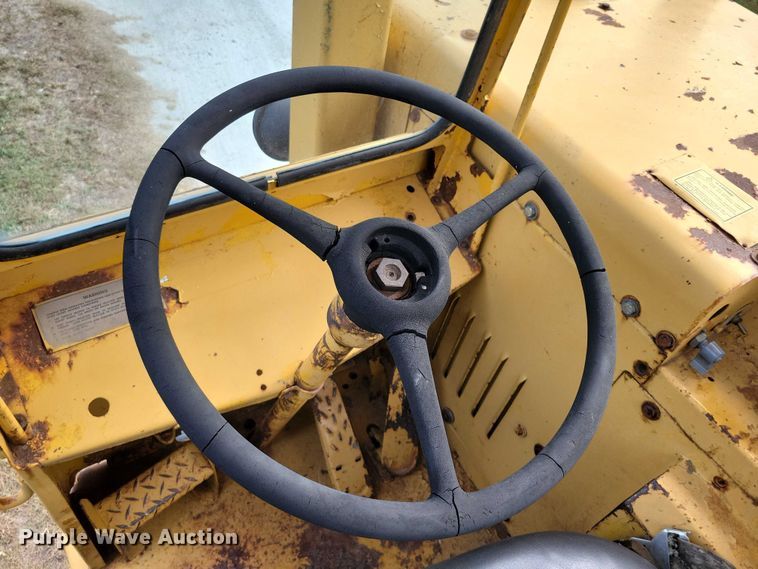 image for item EA2684 1973 Caterpillar 613 elevating scraper