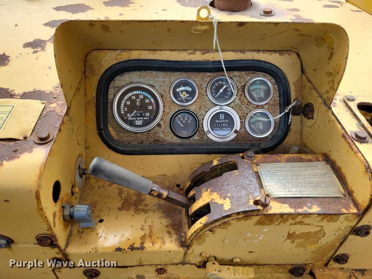 image for item EA2684 1973 Caterpillar 613 elevating scraper