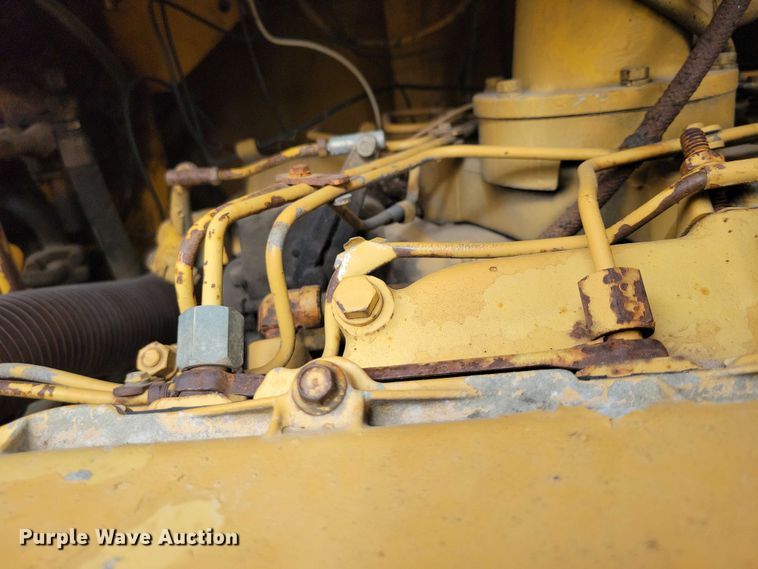 image for item EA2684 1973 Caterpillar 613 elevating scraper