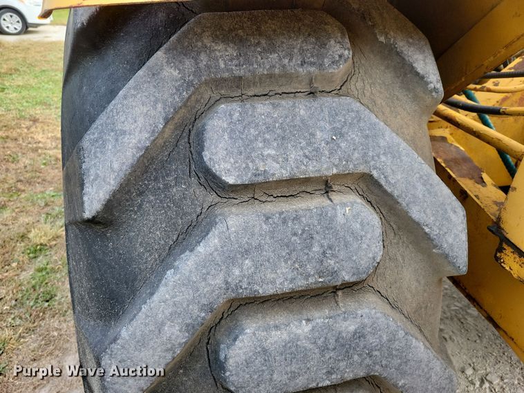 image for item EA2684 1973 Caterpillar 613 elevating scraper