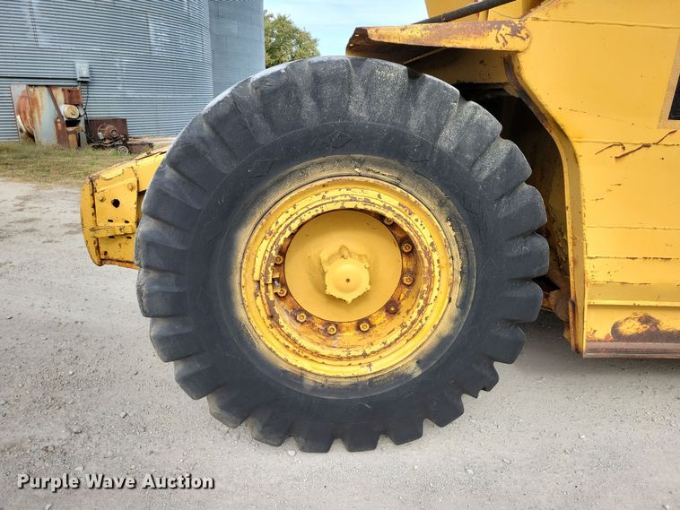 image for item EA2684 1973 Caterpillar 613 elevating scraper