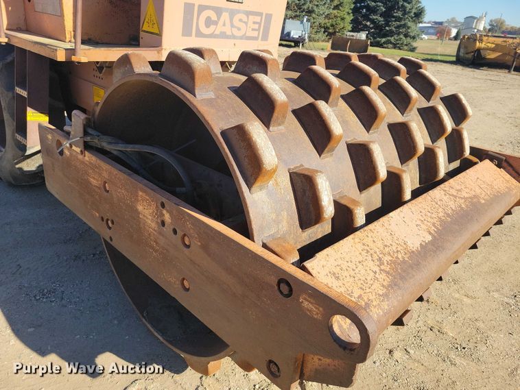 image for item EA2710 1991 Case W 602 BPDB single drum vibratory roller