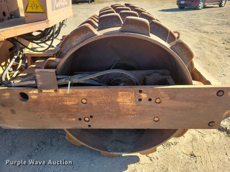 image for item EA2710 1991 Case W 602 BPDB single drum vibratory roller