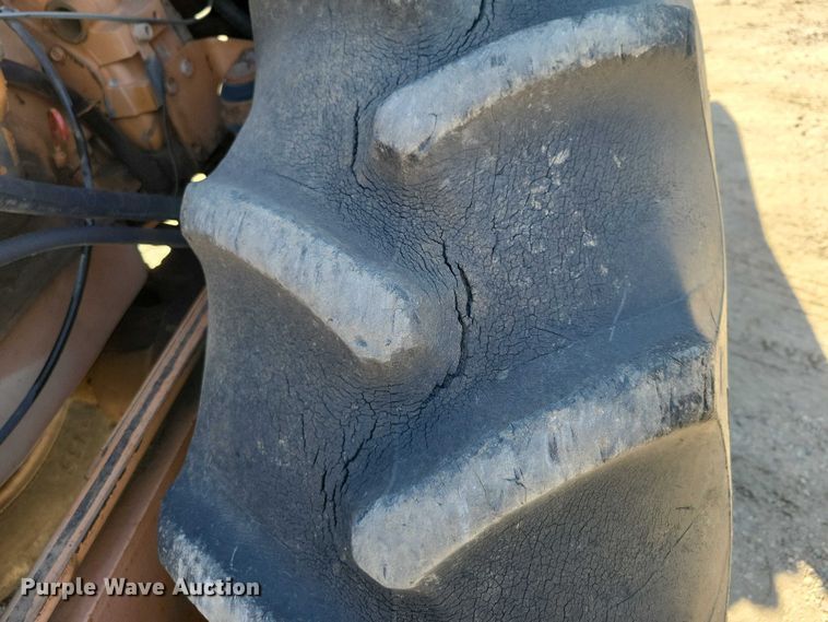 image for item EA2710 1991 Case W 602 BPDB single drum vibratory roller