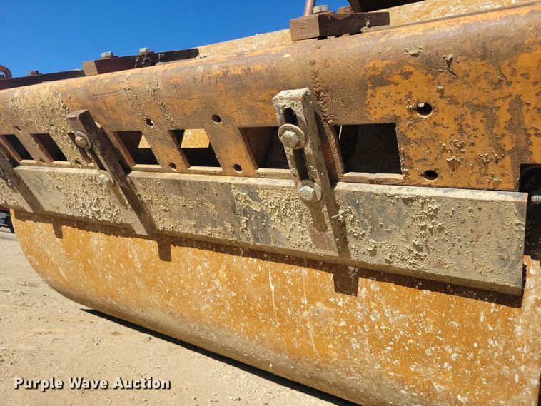 image for item EA2711 Case W 602 BPD single drum vibratory roller