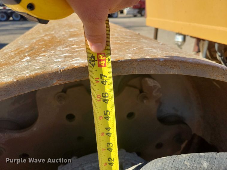 image for item EA2711 Case W 602 BPD single drum vibratory roller