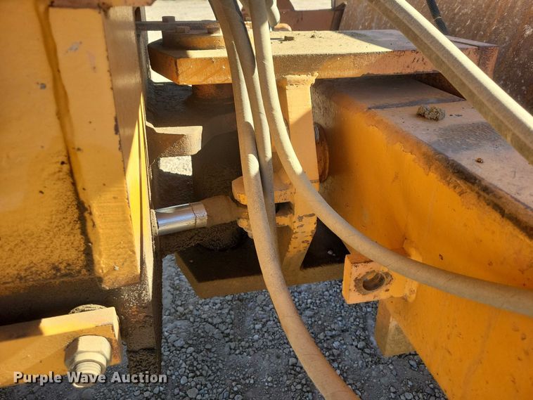 image for item EA2711 Case W 602 BPD single drum vibratory roller