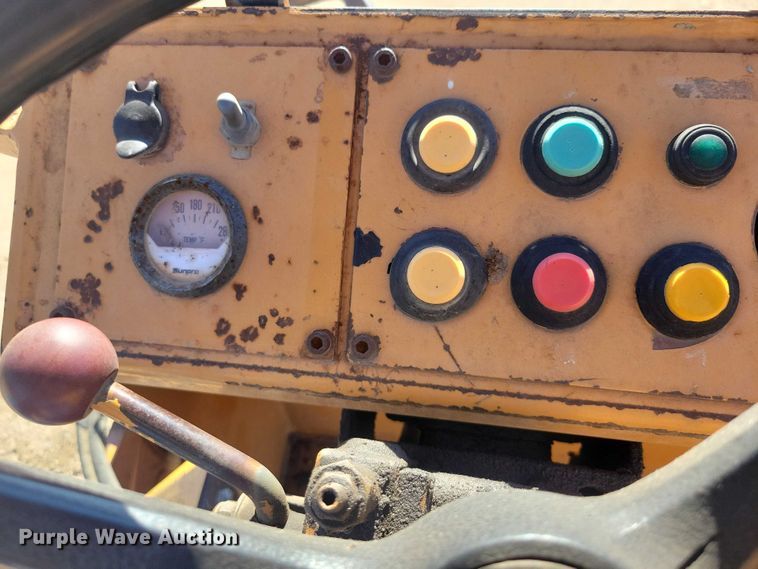 image for item EA2711 Case W 602 BPD single drum vibratory roller