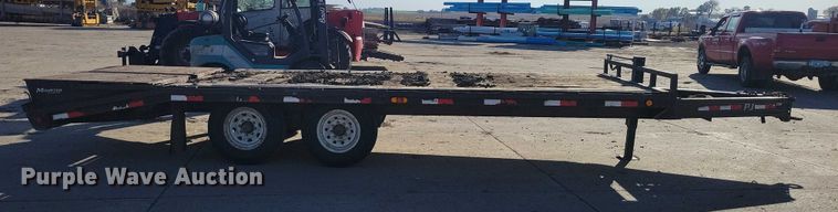 image for item EA2713 2015 PJ F8202 equipment trailer