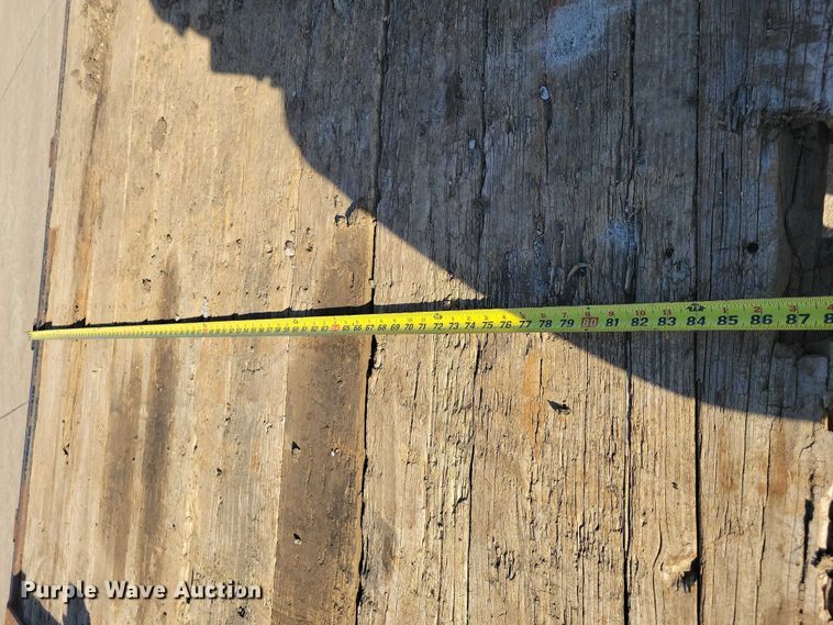 image for item EA2713 2015 PJ F8202 equipment trailer