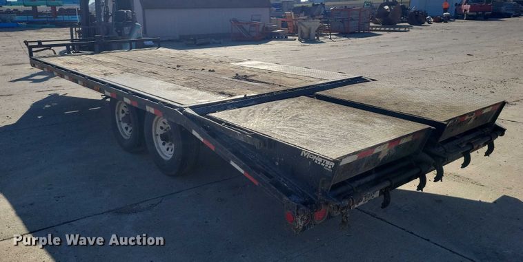 image for item EA2714 2018 PJ F8202 equipment trailer