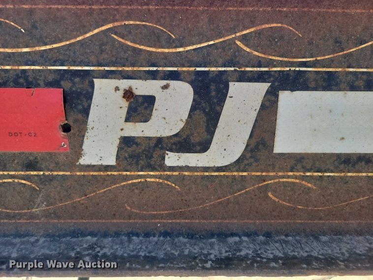 image for item EA2714 2018 PJ F8202 equipment trailer